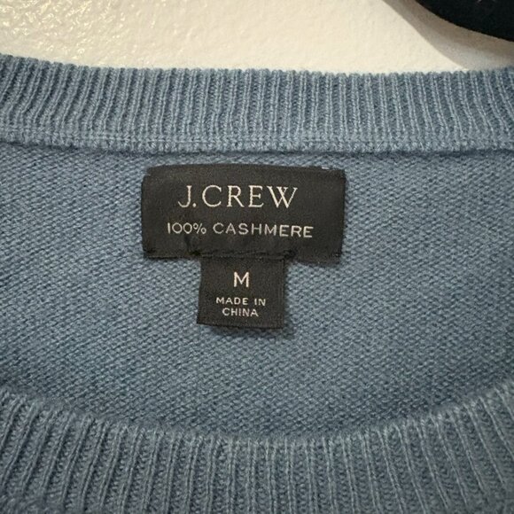 Never Worn! J Crew 100% Cashmere V-neck sweater - Heather River Blue - Medium - Picture 3 of 5